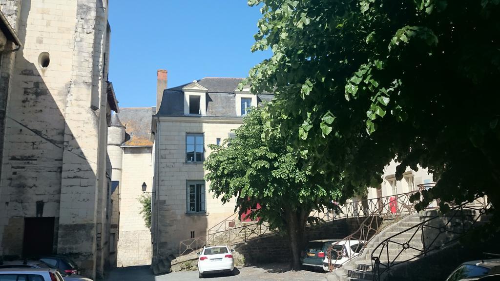 Nature & Chateaux Chinon Rum bild