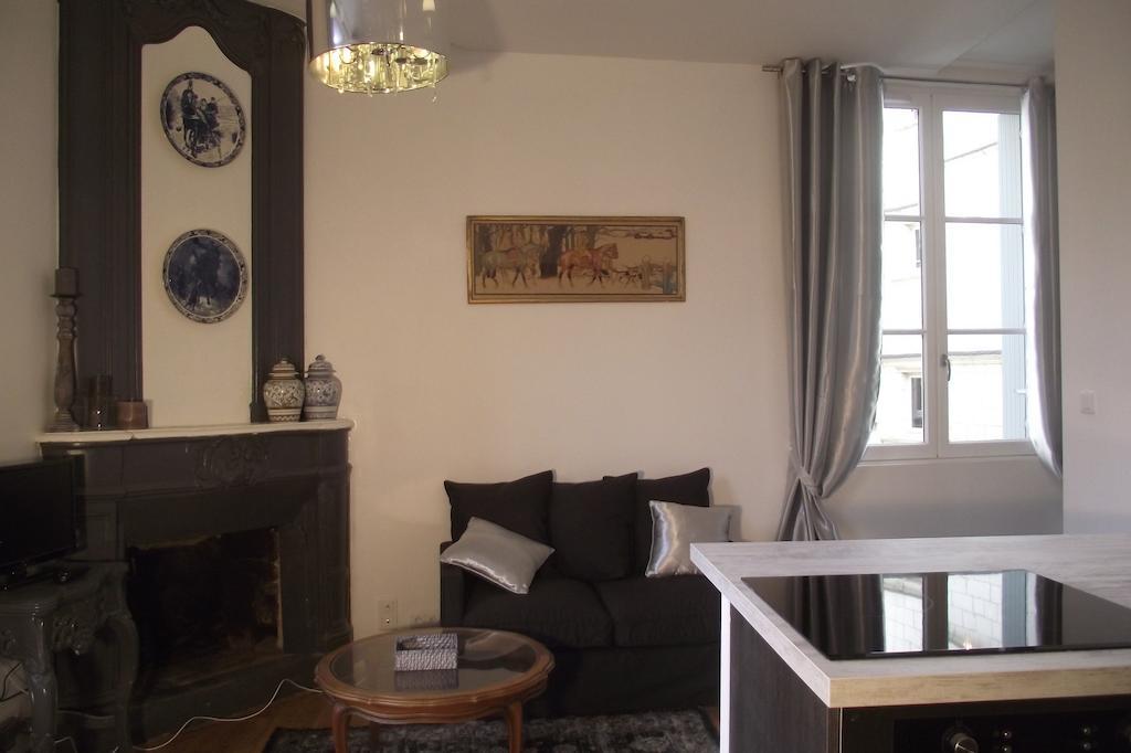 Nature & Chateaux Chinon Rum bild